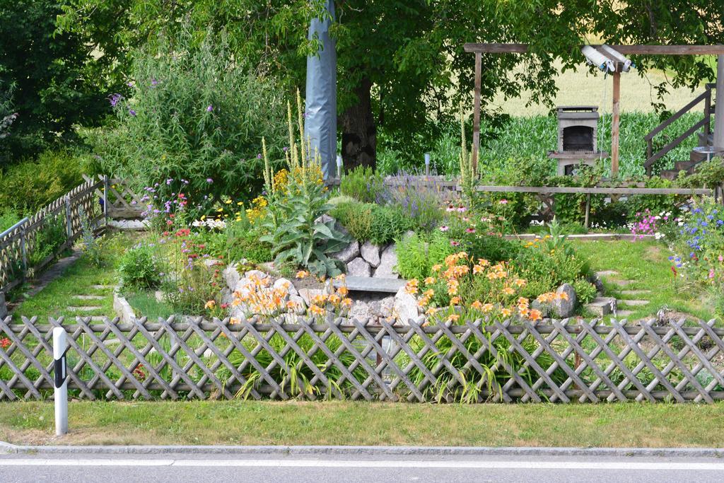 Отель Wellness-Kneipp-Park Лангенталь Экстерьер фото